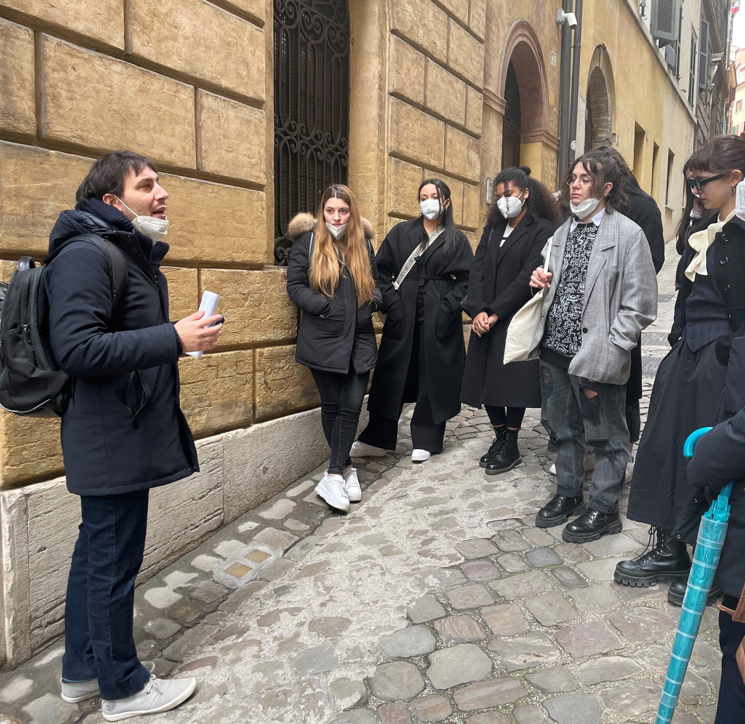 Per strada scaled